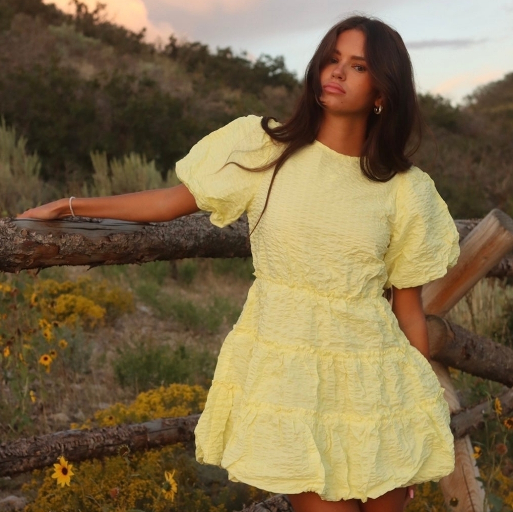 Storia Yellow Puffy Sleeve Seersucker Balloon Hem Dress